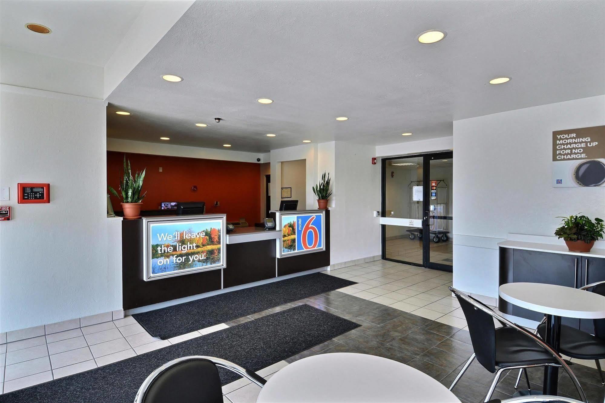 Motel 6-Danvers, Ma - Boston North Extérieur photo