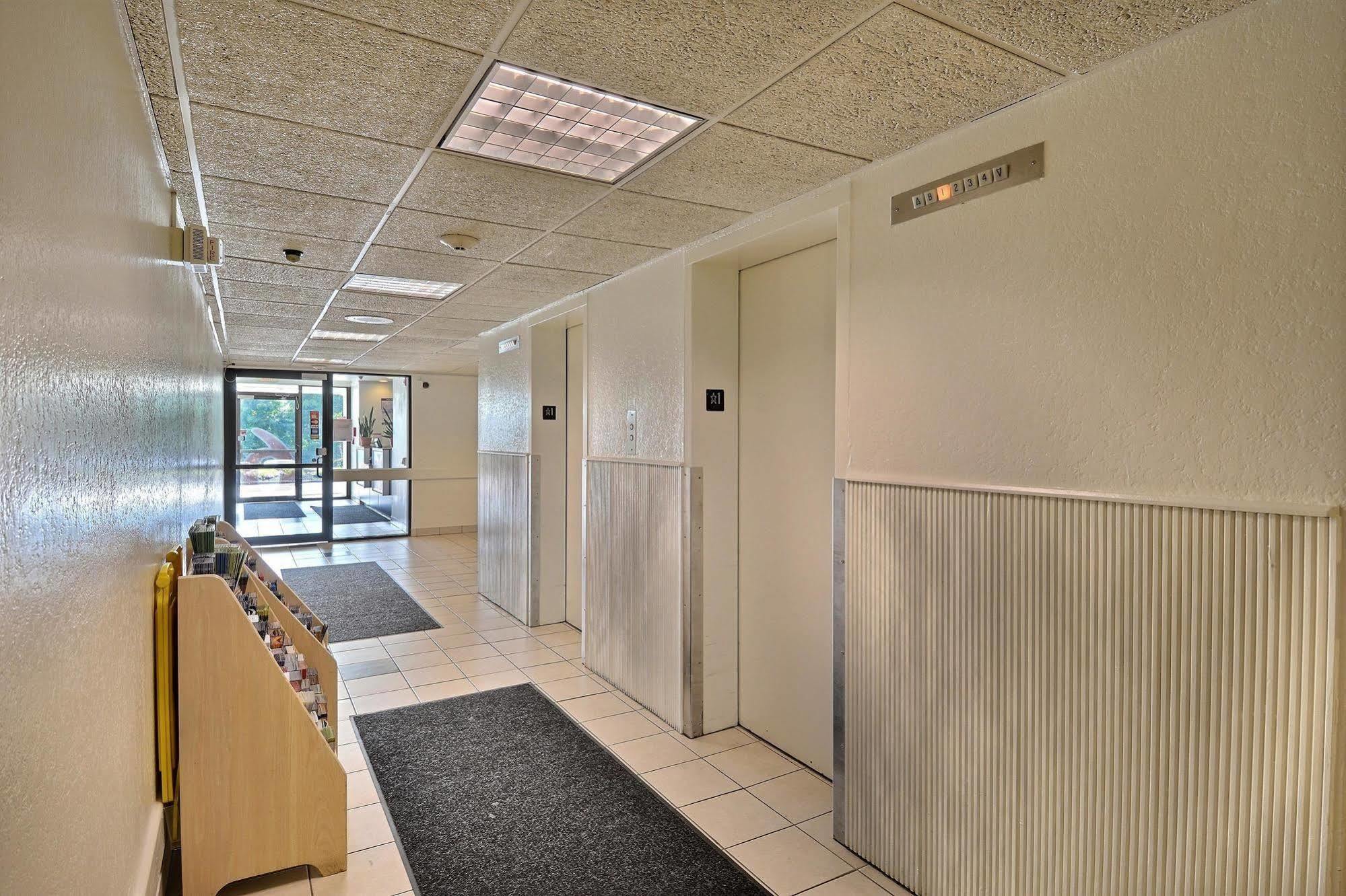 Motel 6-Danvers, Ma - Boston North Extérieur photo